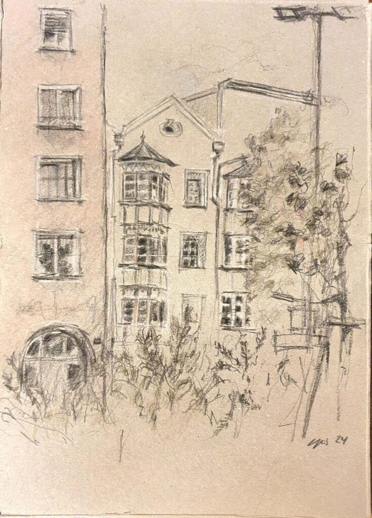 Urban Sketch, der die spätmittelalterlichen Häuser von Mariahilf in Innsbruck zeigt.